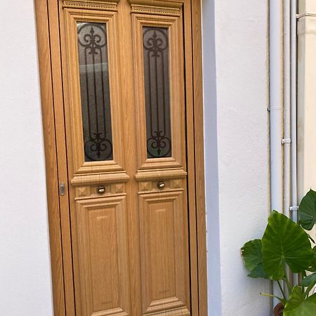 "Tete A Tete" Lux Apart In The Most Beautiful Street Of Town Rhodes City Exterior foto