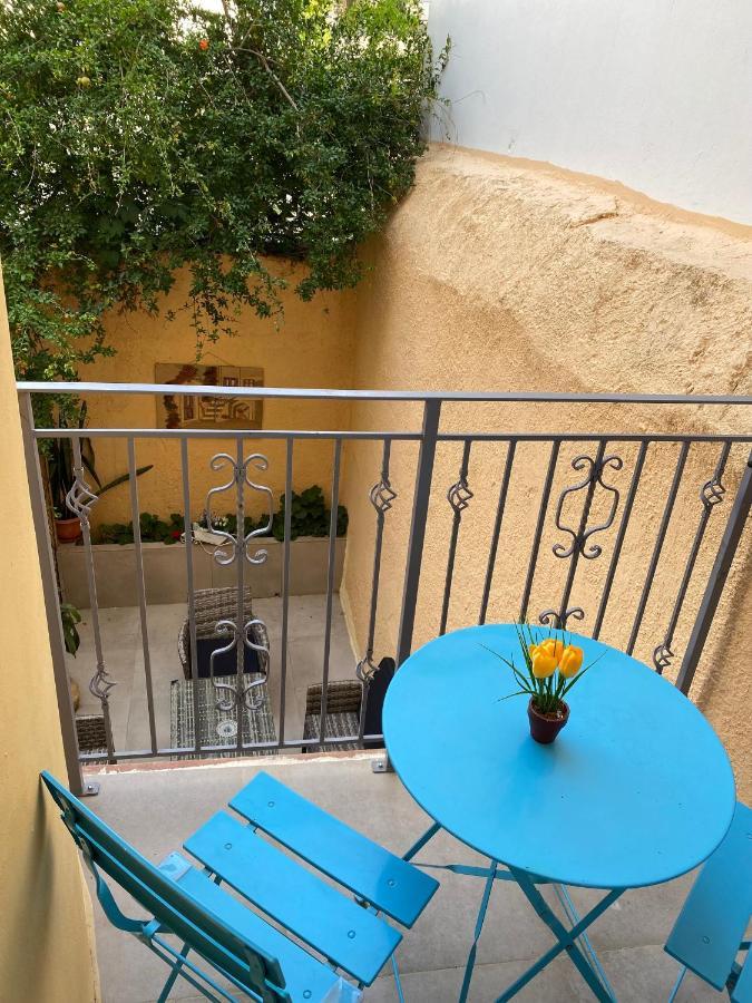 "Tete A Tete" Lux Apart In The Most Beautiful Street Of Town Rhodes City Exterior foto